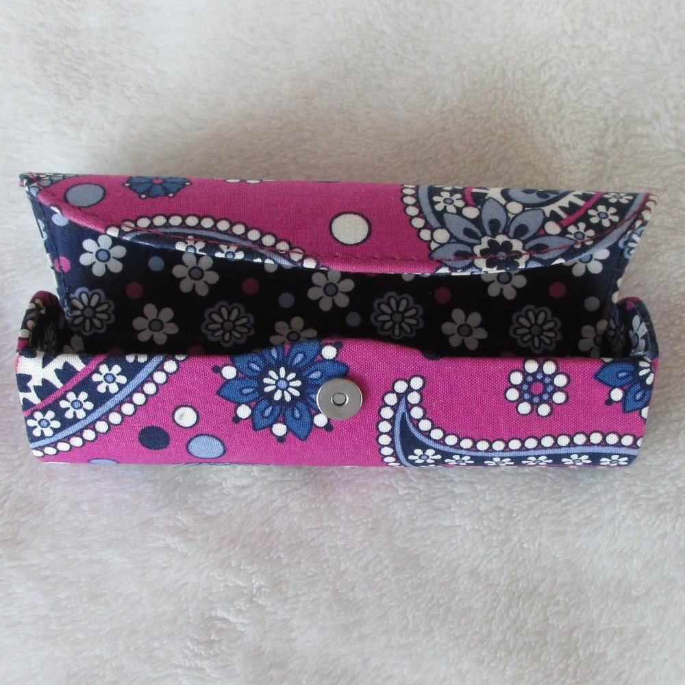 Vera Bradley Small Glasses Case Paisley Fabric Boysenberry Pattern 2011